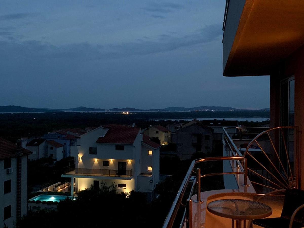 Apartment Ruby Šibenik Exterior foto
